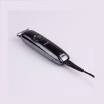 ماشین اصلاح موی سر و صورت جیمی مدل GM-6050، نمایشگر وضعیت باتری، منبع انرژی با برق، تکنولوژی اصلاح به صورت برش مستقیم، اندازه اصلاح 0.1 میلی‌متر، به‌همراه روغن، برس تمیزکننده