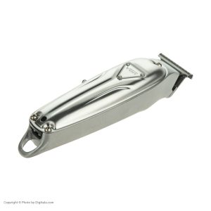 ماشین اصلاح موی سر و صورت و بدن تریمر وی جی آر مدل V-056، با طراحی ارگونومیک، دارای سری قابل شست‌وشو، منبع انرژی برق و باتری، جنس تیغه استیل ضد زنگ، مدت زمان شارژ 120 دقیقه و مدت زمان استفاده پس از شارژ 180 دقیقه