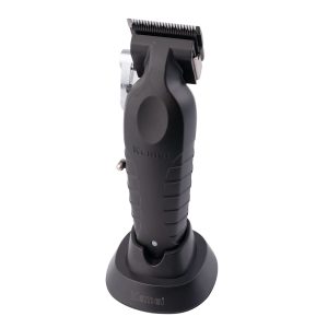 ماشین اصلاح موی سر و صورت تریمر کیمی مدل KM-2296، با طراحی ارگونومیک، دارای چراغ نشانگر شارژ، منبع انرژی باتری قابل شارژ، اندازه اصلاح 0.2 تا 2 میلی‌متر، جنس تیغه کربن استیل، مدت زمان شارژ 210 دقیقه و مدت زمان استفاده پس از شارژ 350 دقیقه